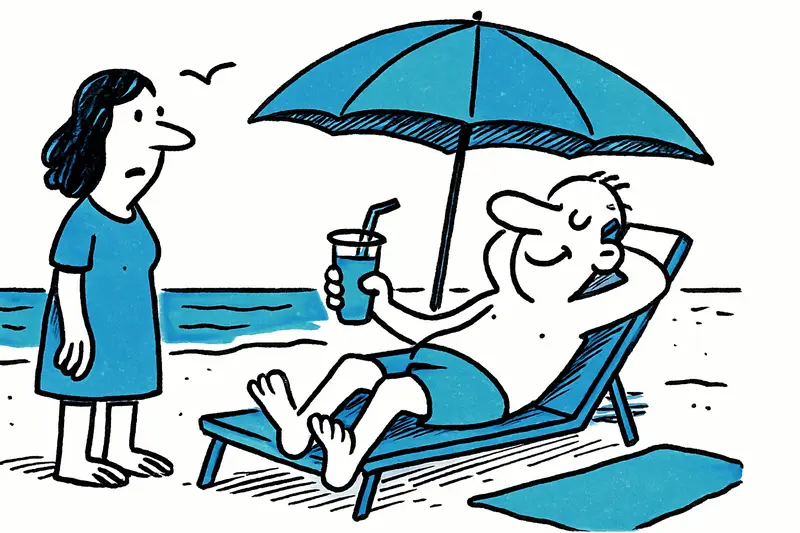 Playa de Mallorca con bañistas, sombrillas y mar tranquilo bajo cielo soleado que sugiere clima veraniego en abril.